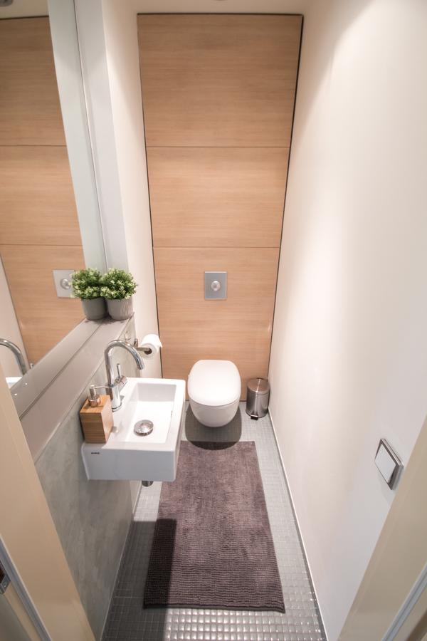 Luxury Apartment River Diamond Residence Prag Exteriör bild