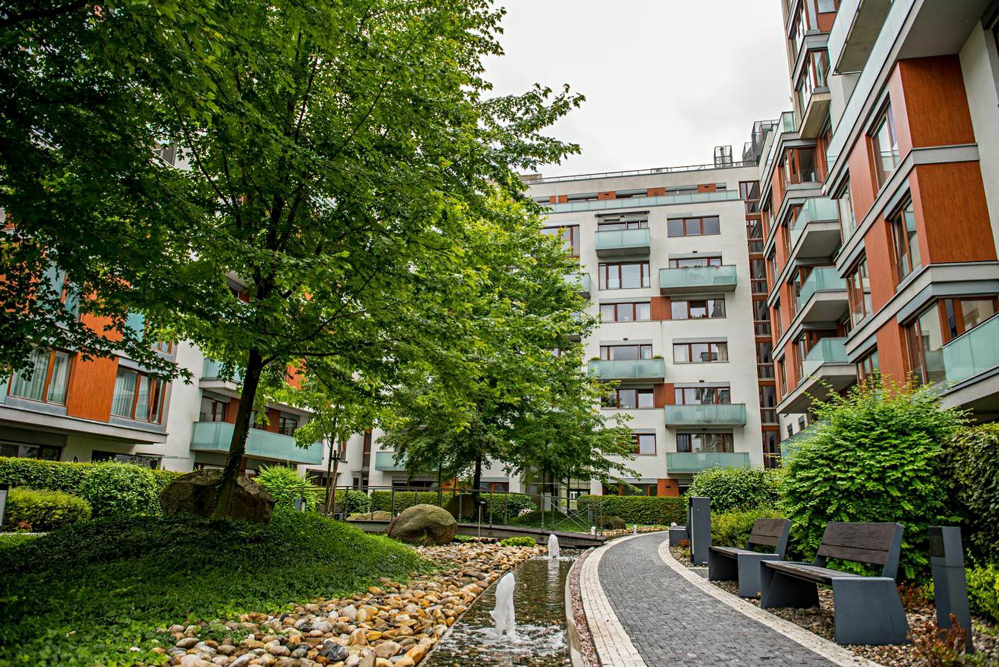 Luxury Apartment River Diamond Residence Prag Exteriör bild